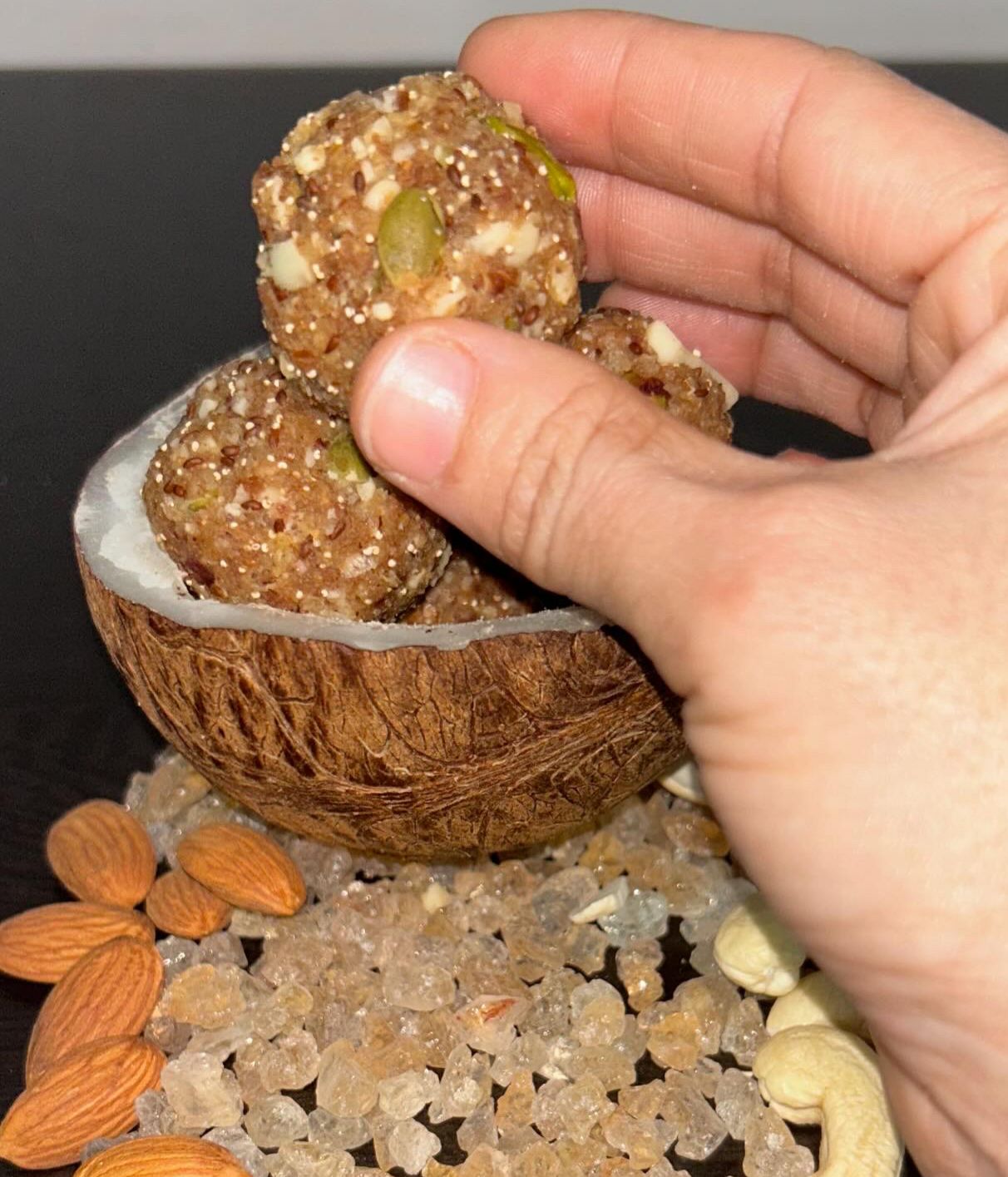 Gond Laddu - 100% Healthy & Nutritious